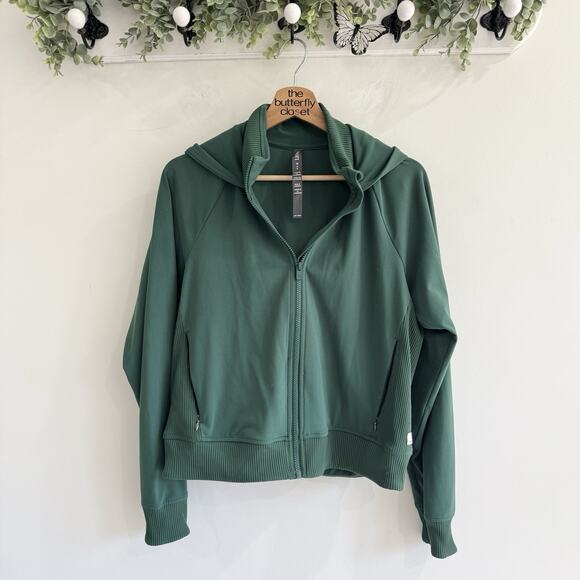 Vuori Jackets & Blazers - Vuori Daily Jacket in the Viridian Green Medium Hooded Full Zip KS